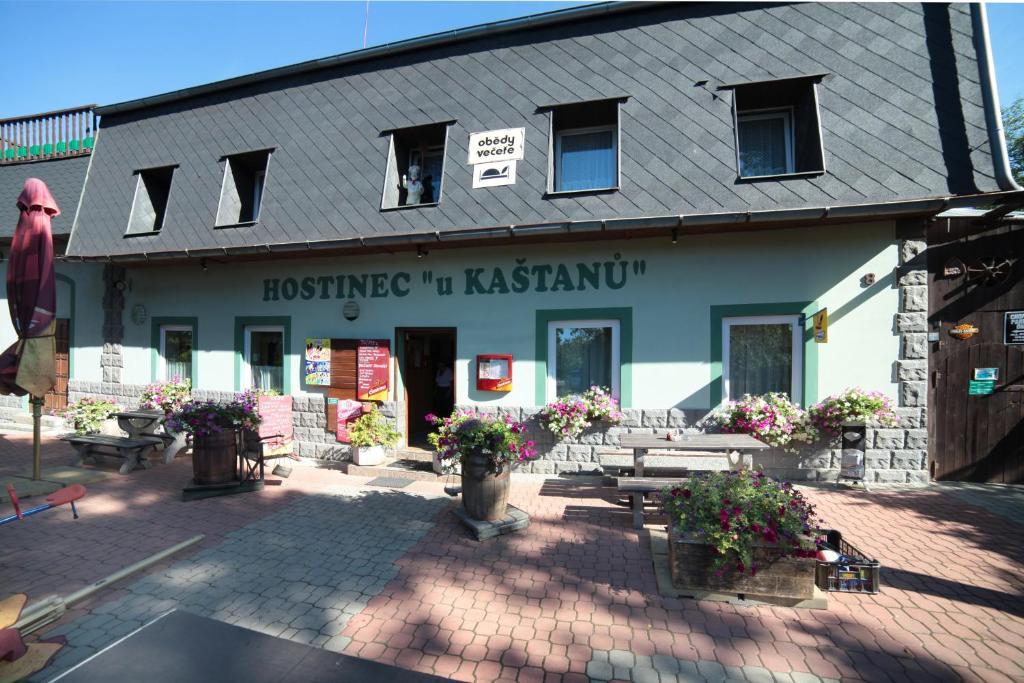 Pension U Kastanu Karlovy Vary Exterior photo